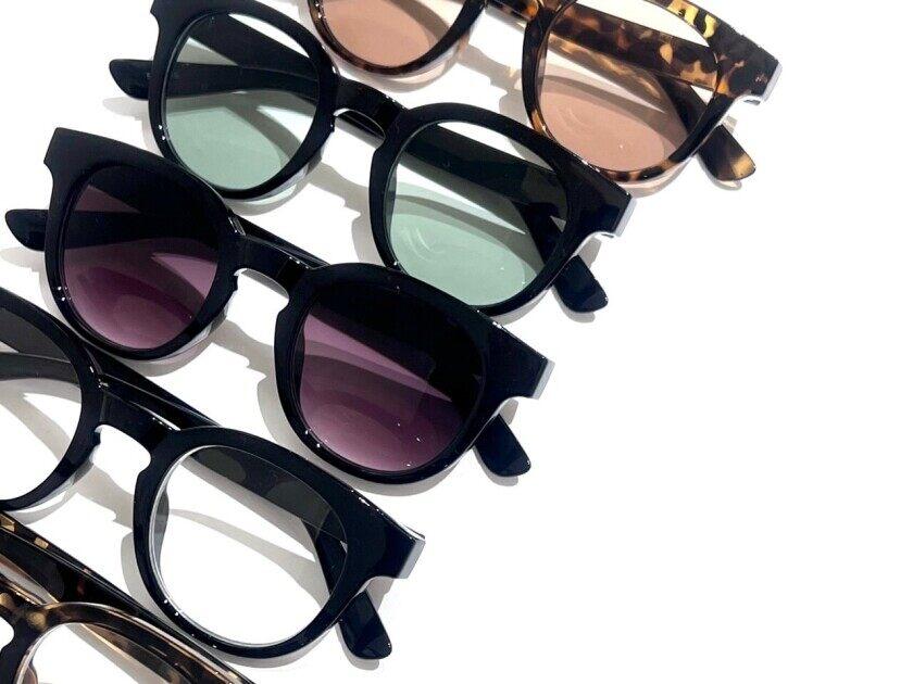 F. (エフ) ルミネエスト新宿店の制服6