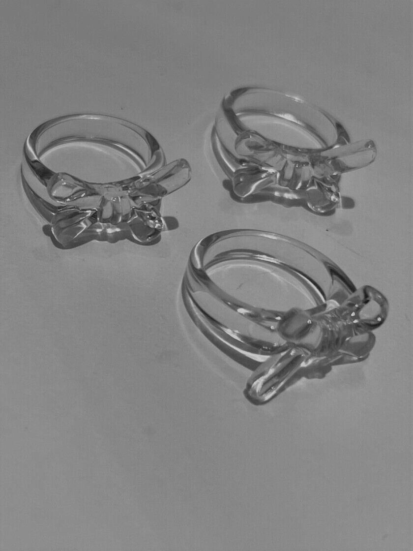 F. (エフ) ルミネエスト新宿店の制服5