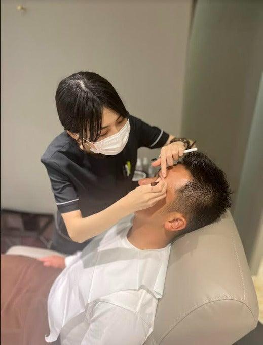 hey 恵比寿店の制服2