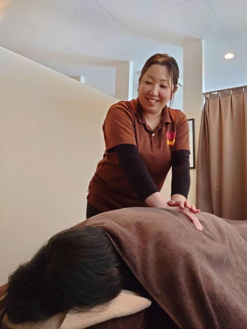 手もみ王 沼津香貫店の制服2