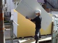 筋トレ並みに、鍛えられる。理想の肉体美、目指そうぜ。/荷揚 (軽作業・物流、昭島市)のイメージ画像