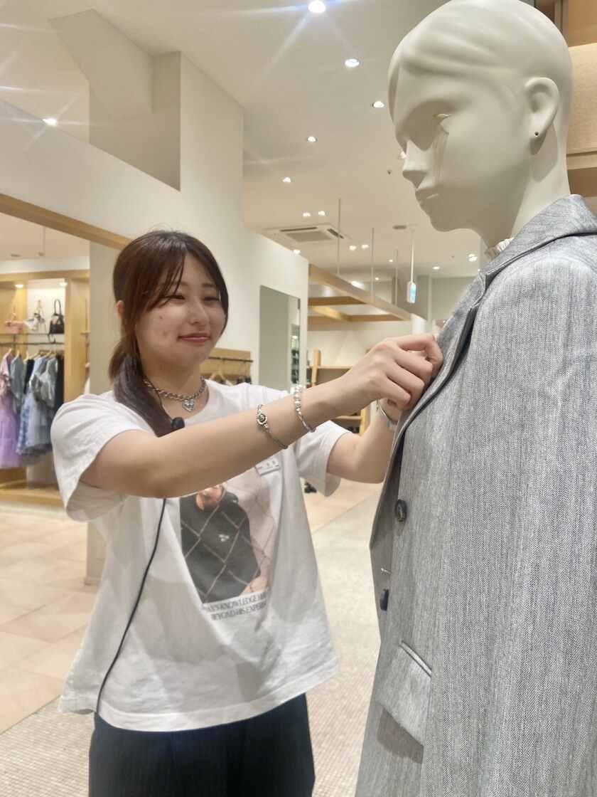 BEAMSアウトレット 三井アウトレットパーク入間店の制服2
