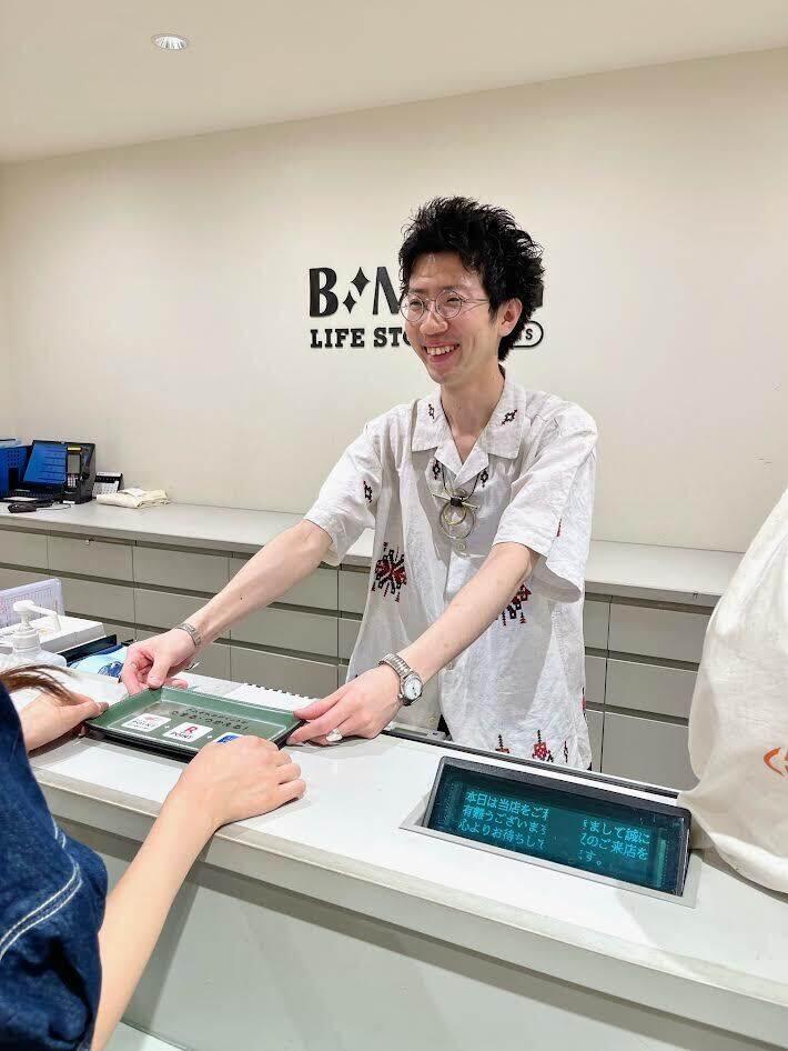 B:MING LIFE STORE by BEAMS グランエミオ所沢店の制服1