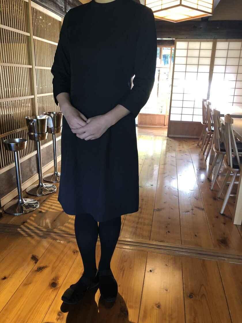 洋食つばきの制服1