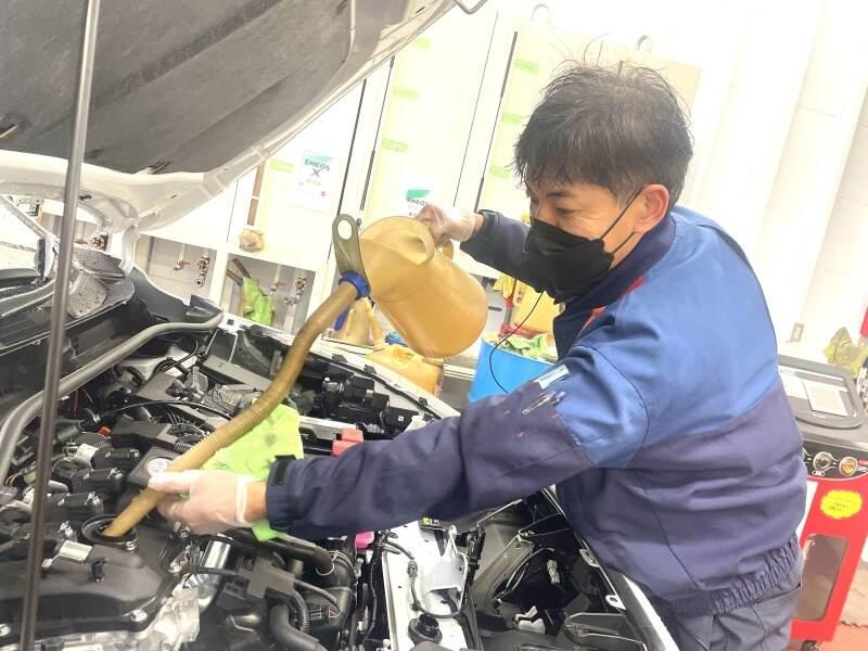 ユアサ燃料株式会社 西川端南SSの仕事画像2