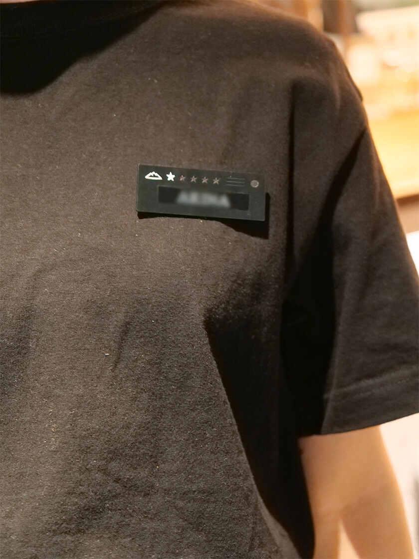 AFURI株式会社 新宿住友ビル店の制服5