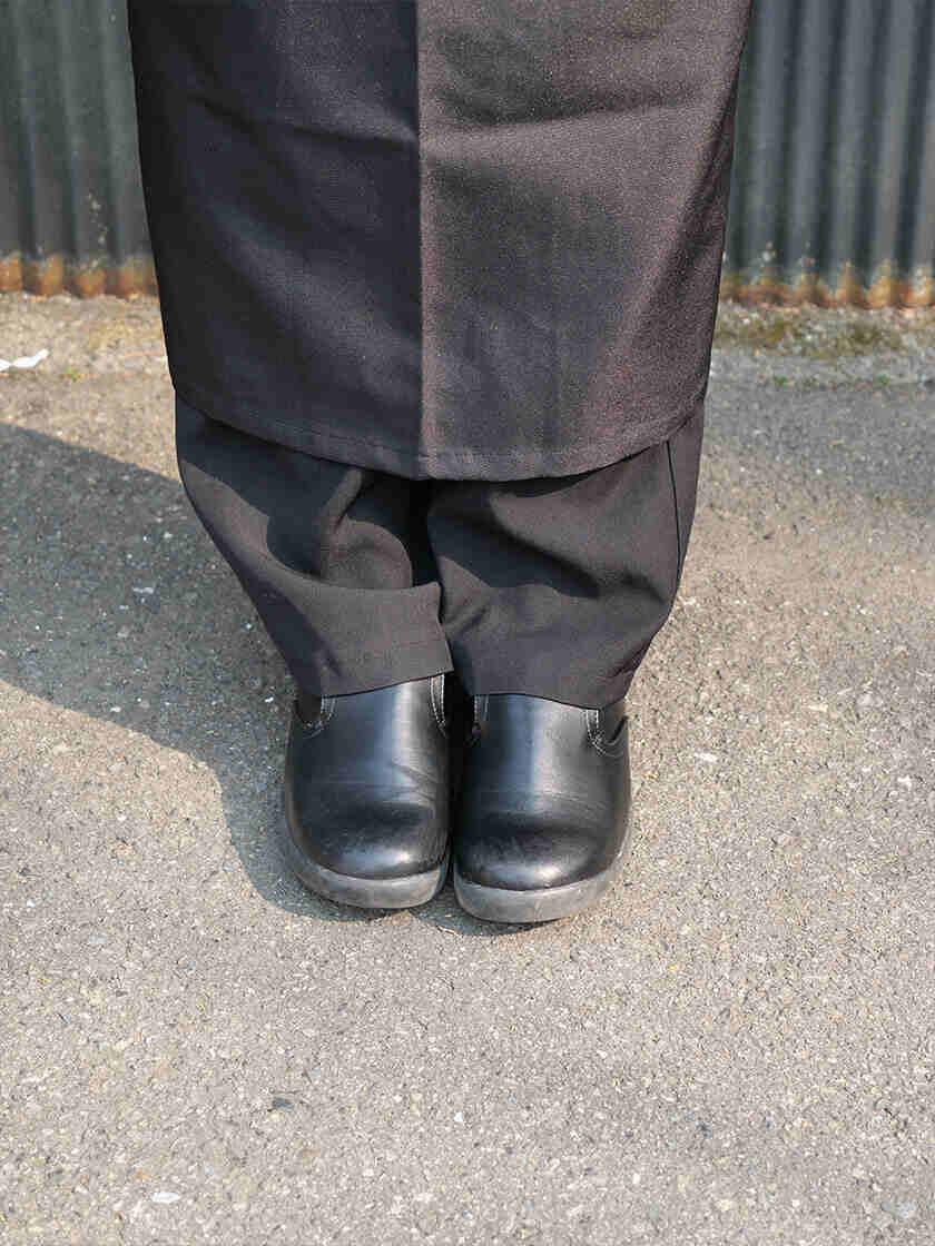 ZUND-BAR(AFURI株式会社)の制服6