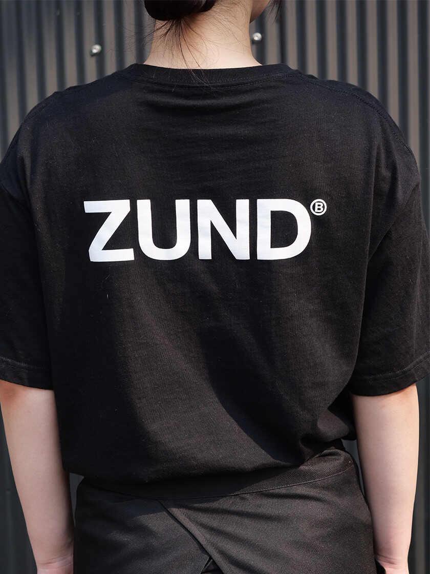 ZUND-BAR(AFURI株式会社)の制服3