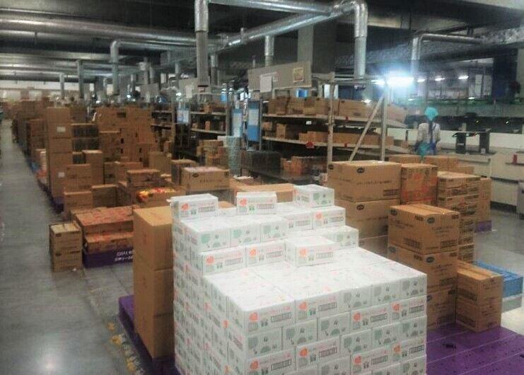 クローバーコネクト座間食品セットセンターの制服6