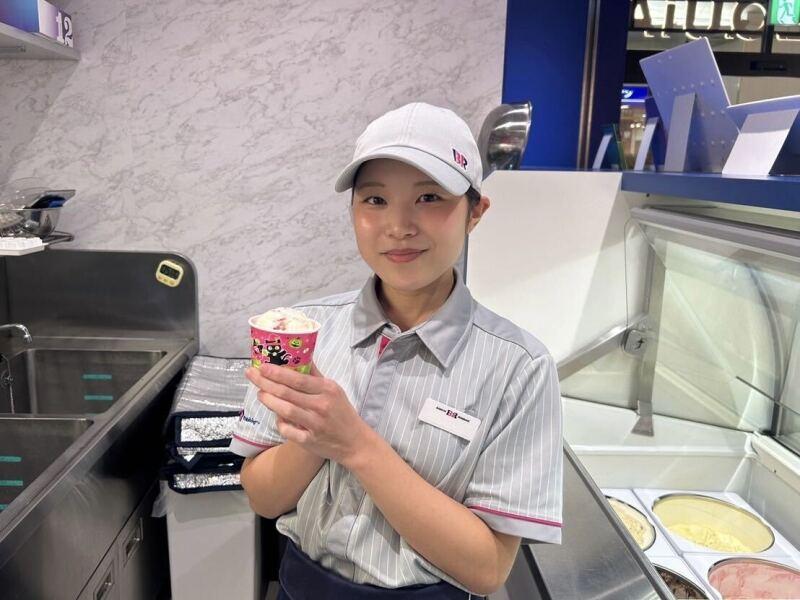 サーティワンアイスクリームLaLaテラス南千住店の仕事画像3