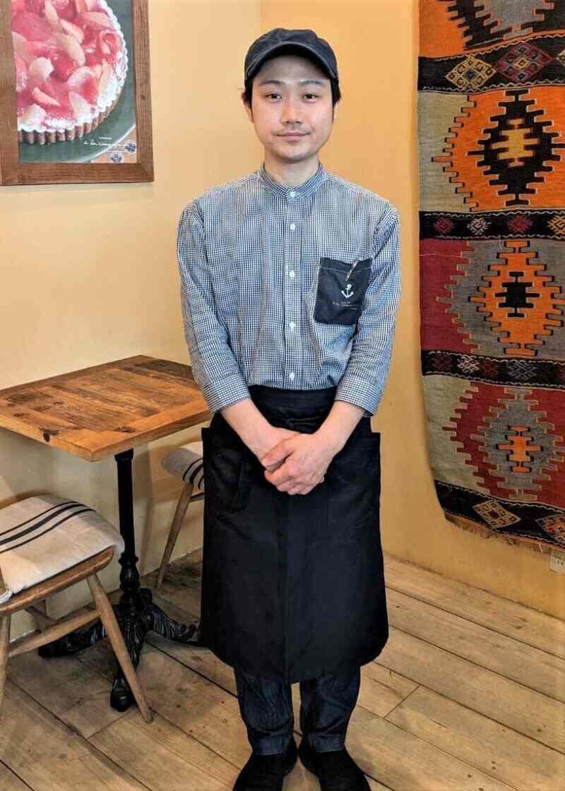グランデュオ立川店の制服4