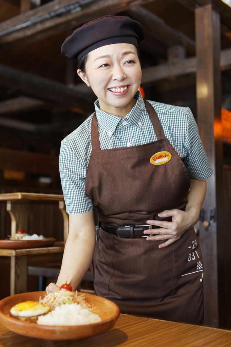 びっくりドンキー 浜松萩丘店の制服2