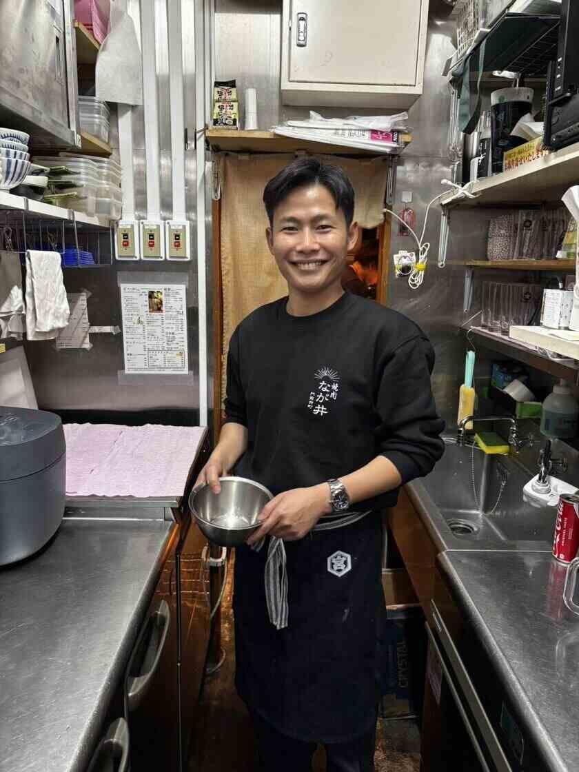焼肉なが井 富岡店の制服6
