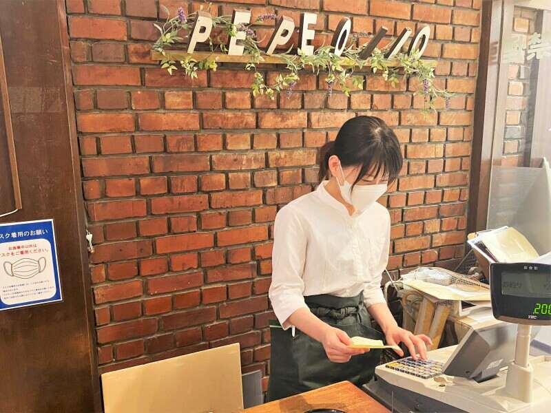 パスタ&カフェ Pepeolio(ペペオリオ)の仕事画像2
