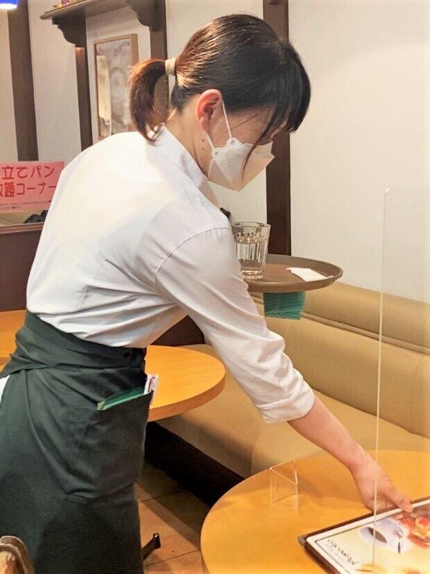 パスタ&カフェ Pepeolio(ペペオリオ)の制服5