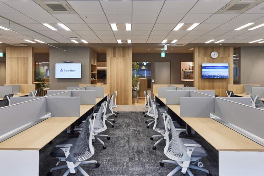 株式会社ガクサの制服1