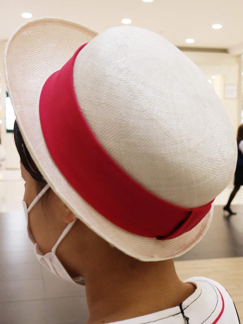 株式会社ディンプル 大阪オフィスの制服5