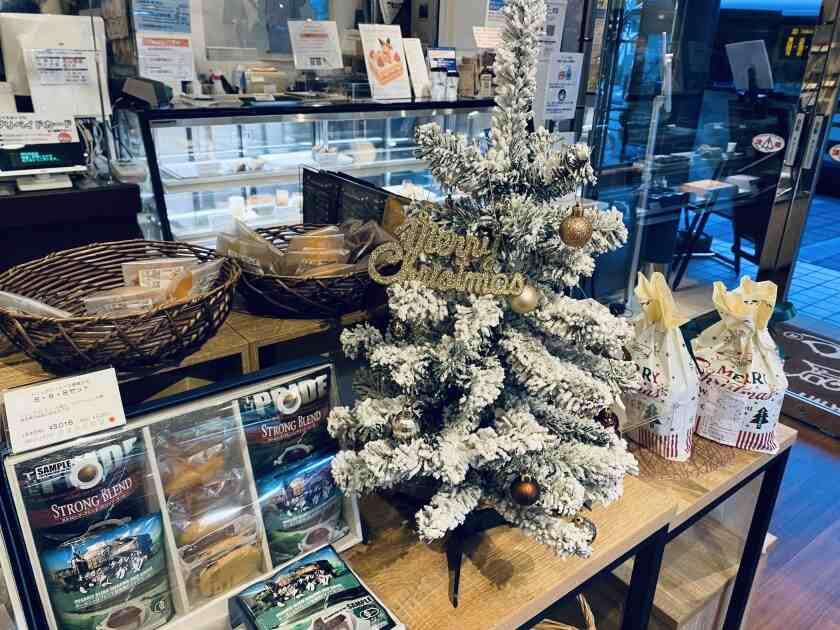 ヒロコーヒー 千里五月が丘店の制服2