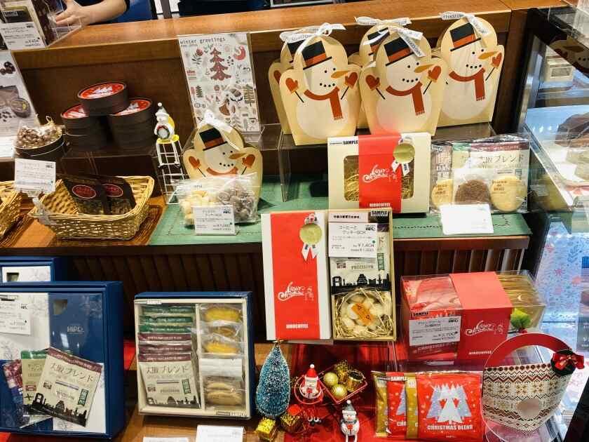 コーヒーギャラリーヒロ 千里阪急店の制服4