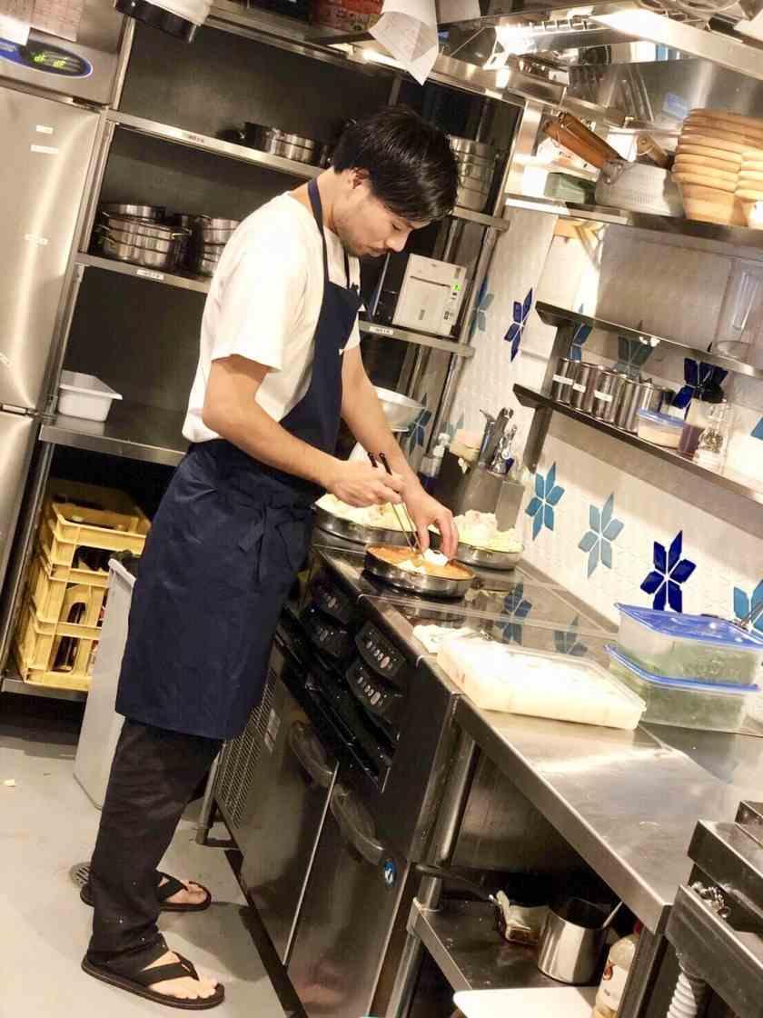 博多もつ鍋 いちたかの制服3