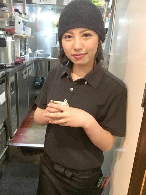 博多らーめん Shin Shinの制服4