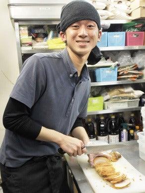 博多らーめん Shin Shinの制服9