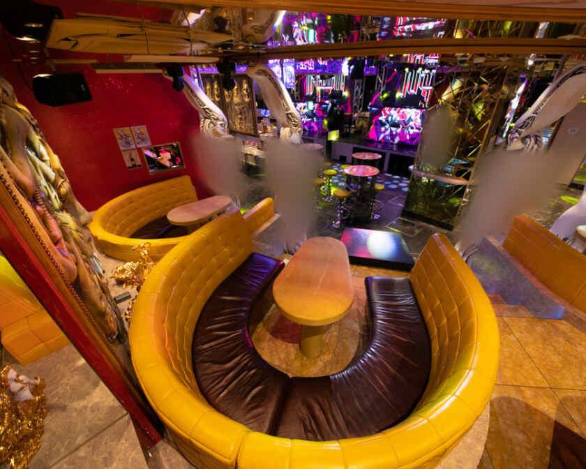 ジュマンジ33の制服4