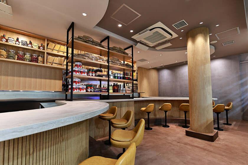 関谷スパゲティ EXPRESSの制服2