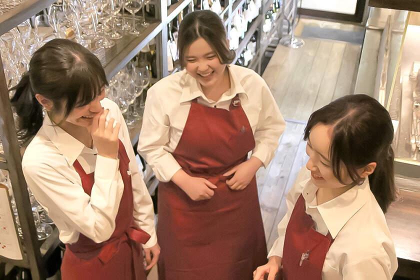 銀座でワインの制服5