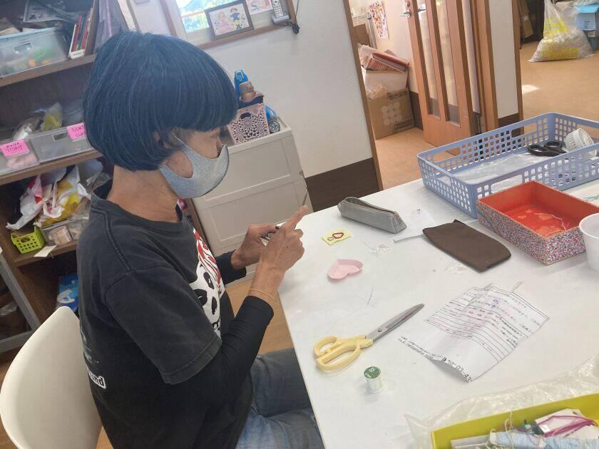 ウェルウェルキッチンの制服3