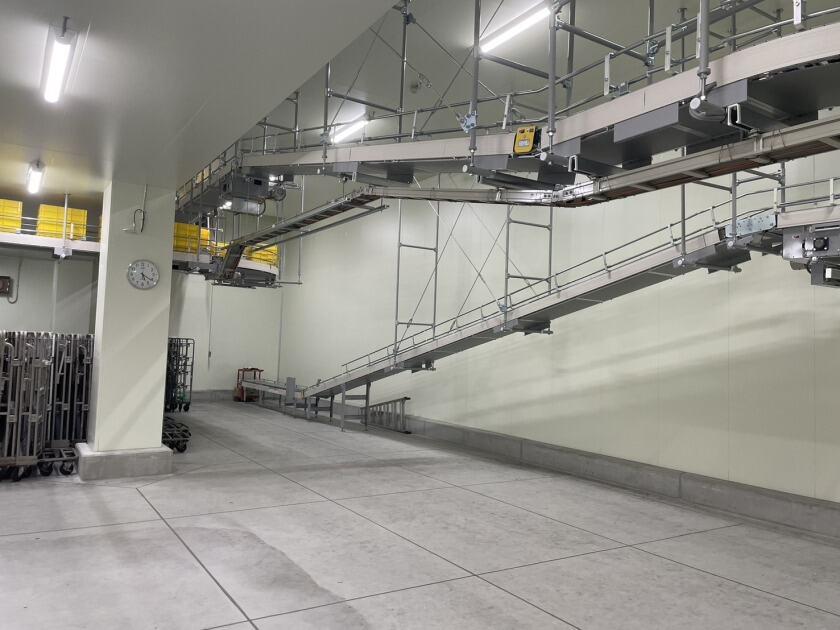 ユービーエム 草加営業所の制服3