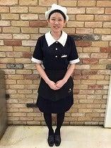 ケーニヒスクローネ リノアス八尾店の制服1