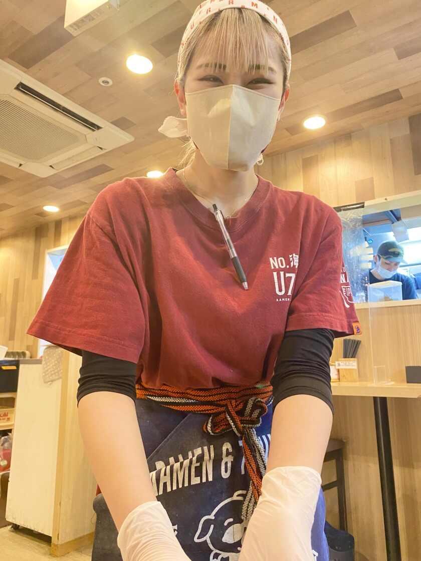 株式会社UNARI(ラーメン海鳴 みずほPayPayドーム福岡店)の制服5