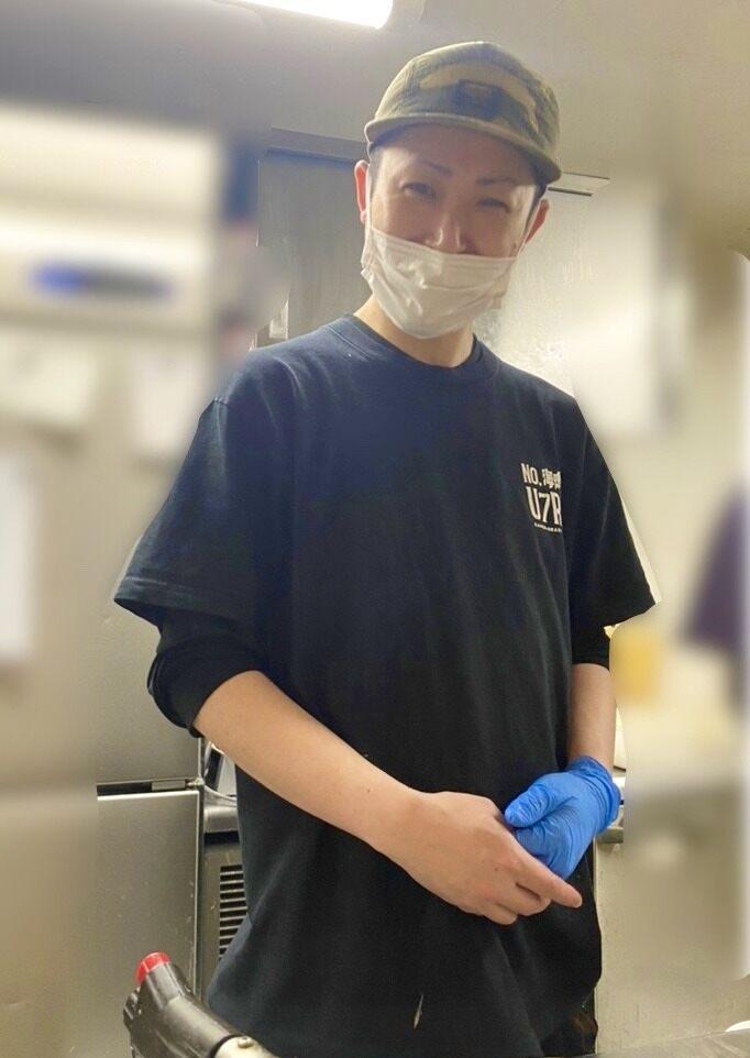 株式会社UNARI(ラーメン海鳴)の制服6