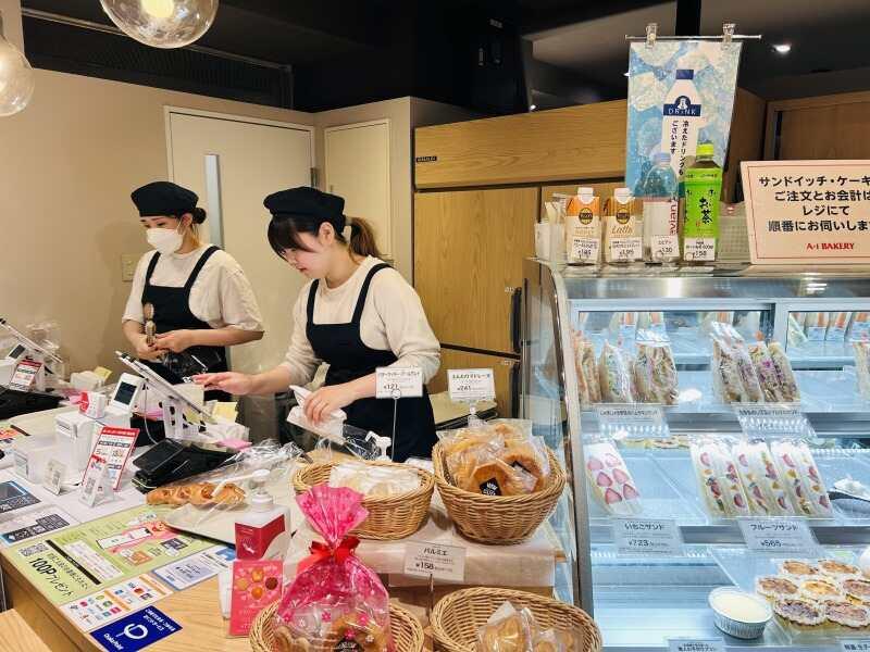 エーワンベーカリーNAMBAなんなん店の仕事画像2