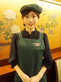 椿屋珈琲 日比谷離れの制服1