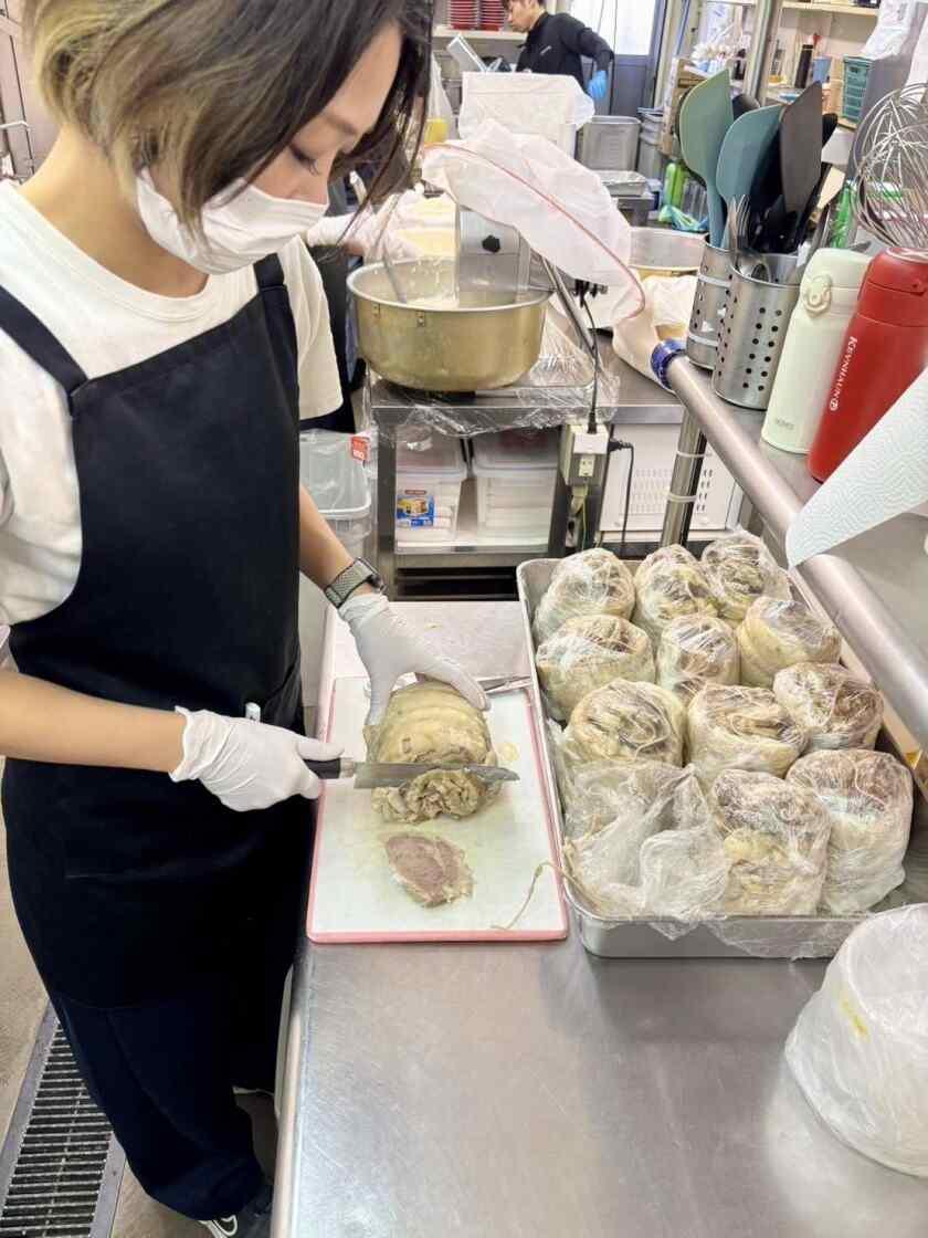 株式会社マネジメントブレーン(セントラルキッチン)の制服1