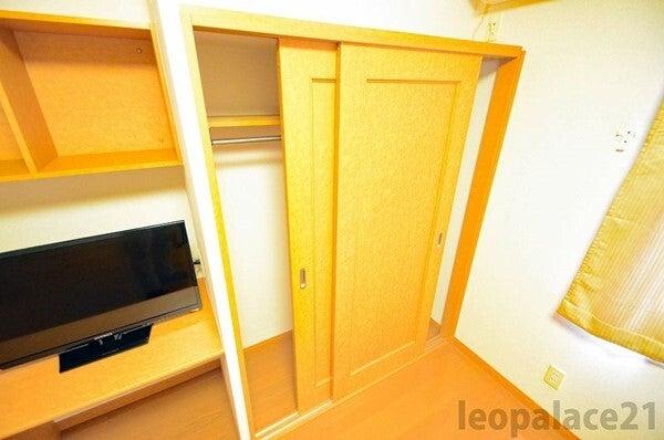 株式会社ウーリー・サービス東京支社 採用担当【001】の制服1