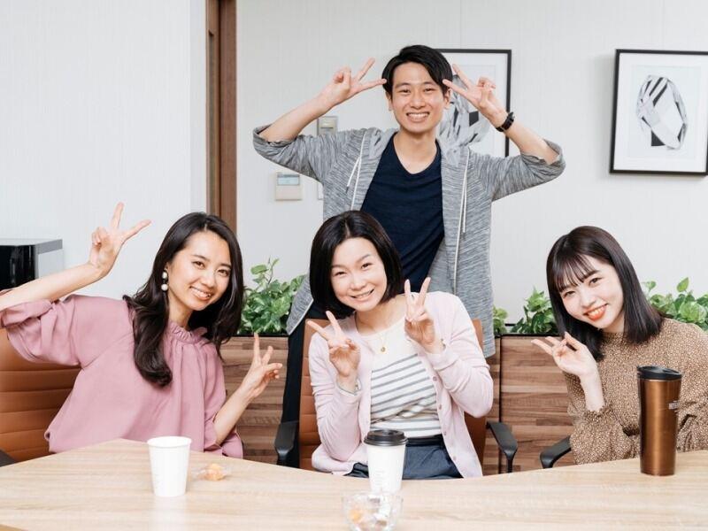 ビーウィズ株式会社の制服1