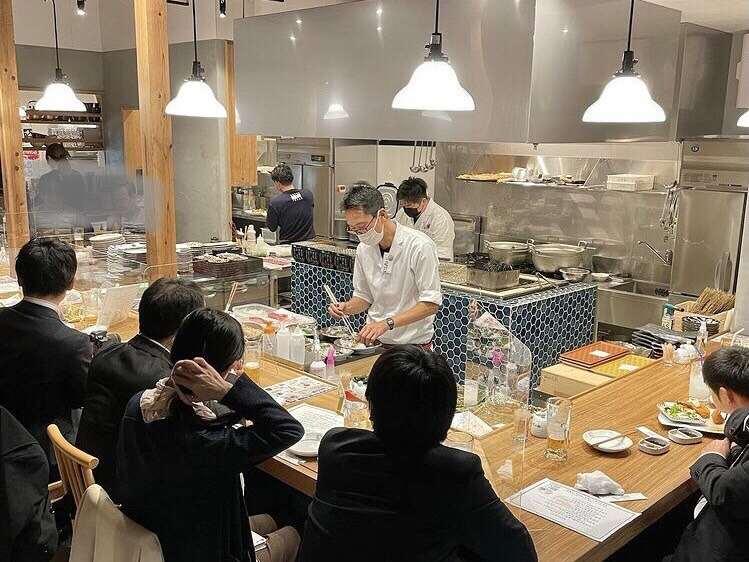 にしの鯔背の制服4