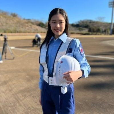 ディースタッフ株式会社@オープニングの制服1