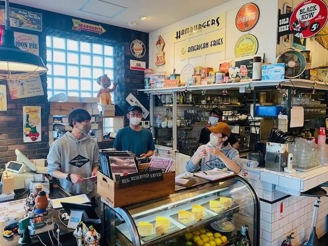 AMERICAN HOUSE DINER 辻堂店の仕事画像3