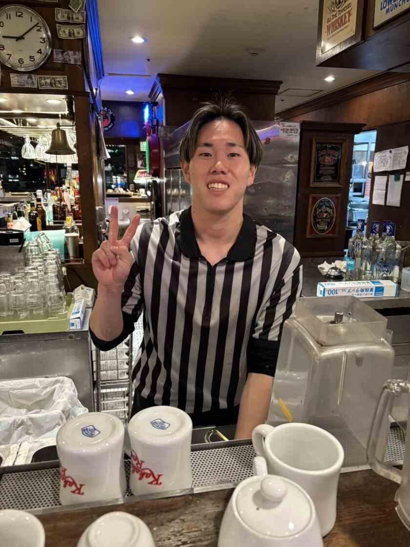L.A.S.T 横浜ワールドポーターズの制服2