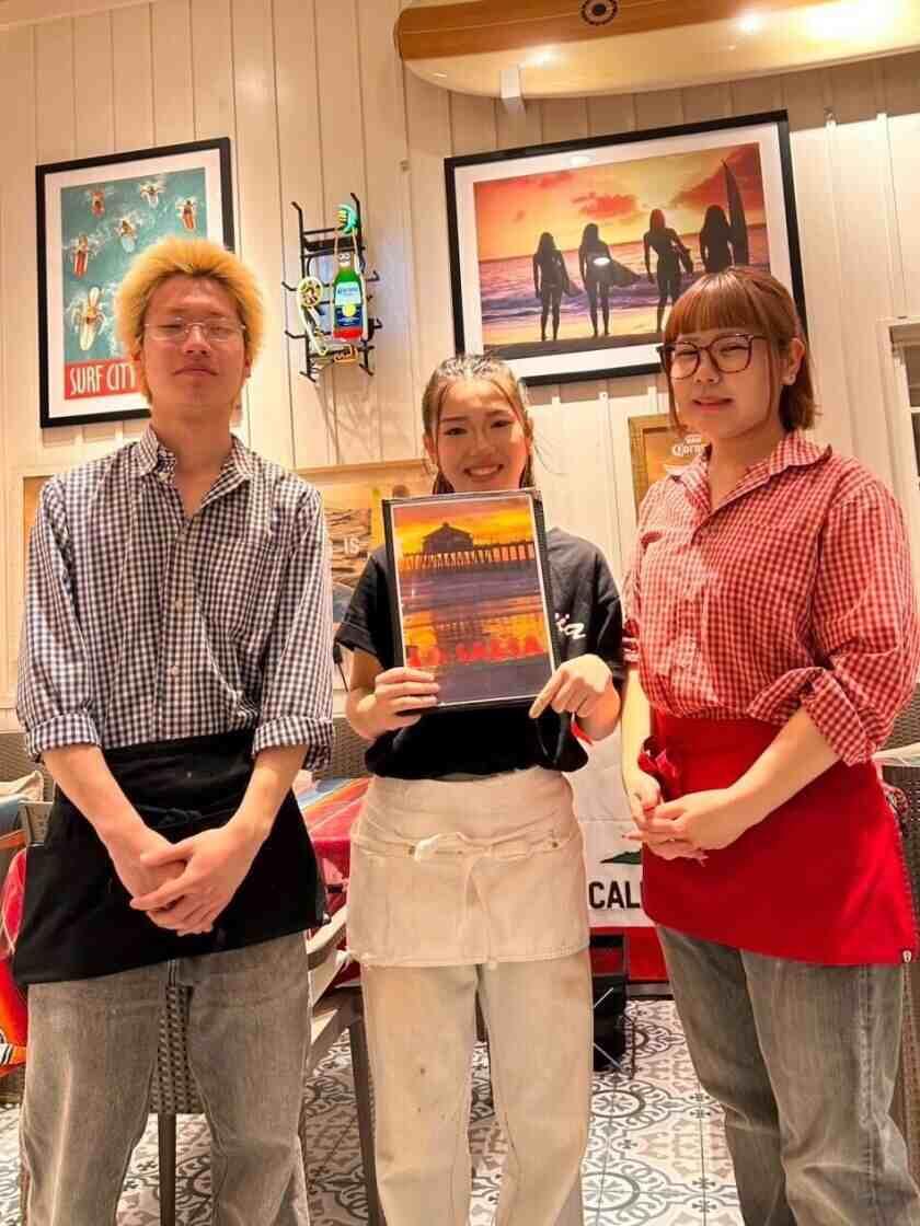 LA SALSA マークイズ みなとみらい店(株式会社アメリカンハウス)の制服1