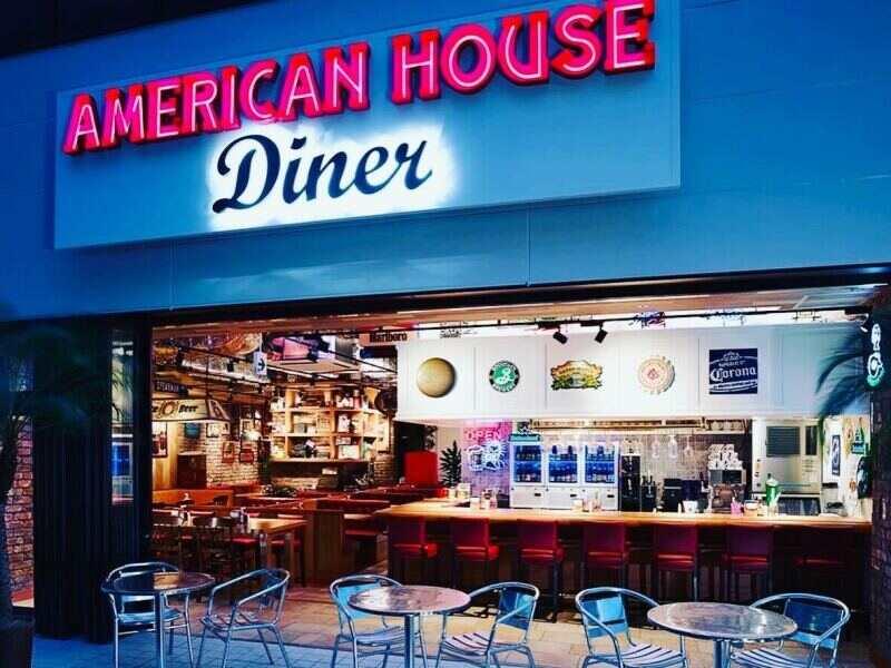 AMERICAN HOUSE DINER 山下町店の仕事画像1