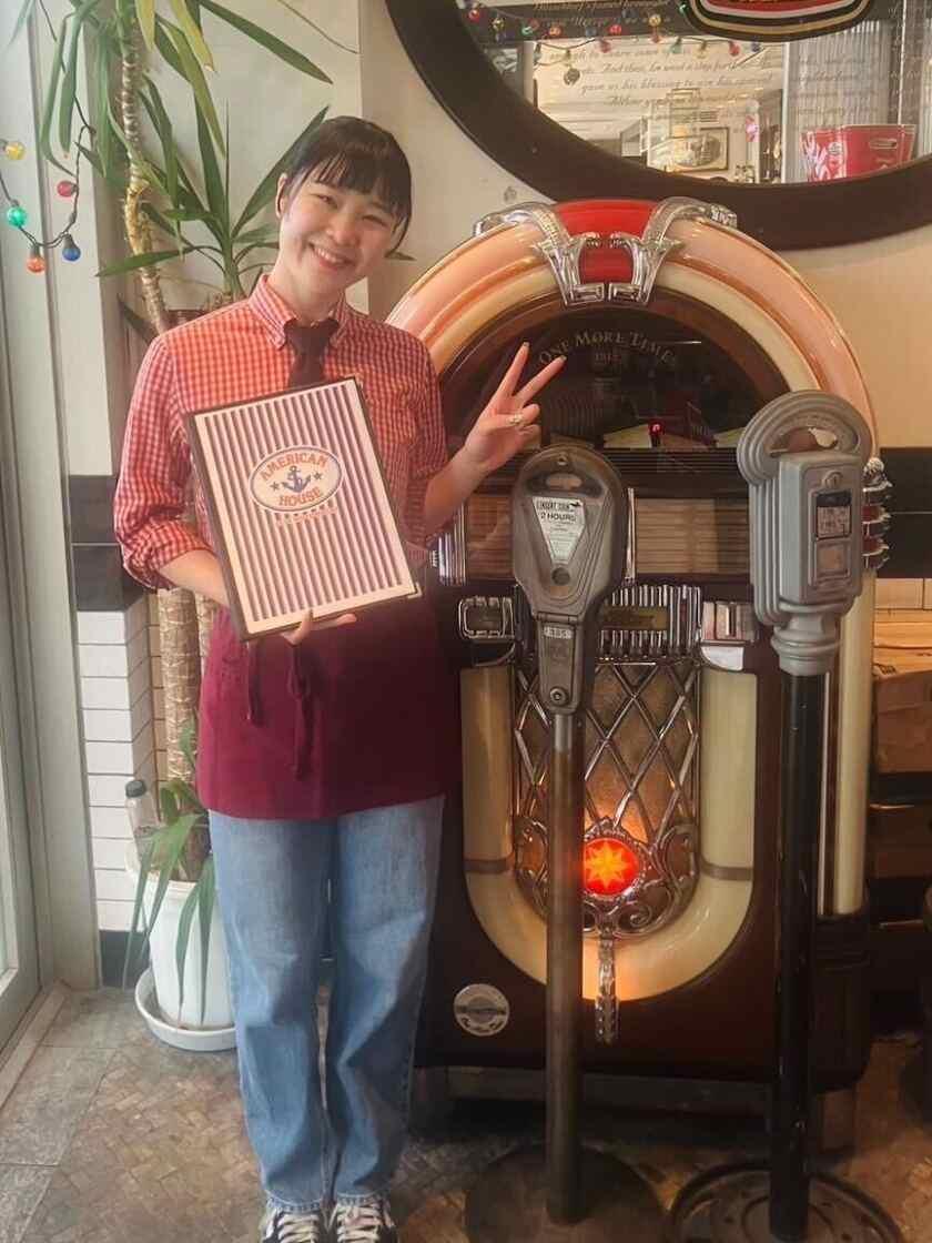 AMERICANHOUSE クイーンズスクエア店の制服1