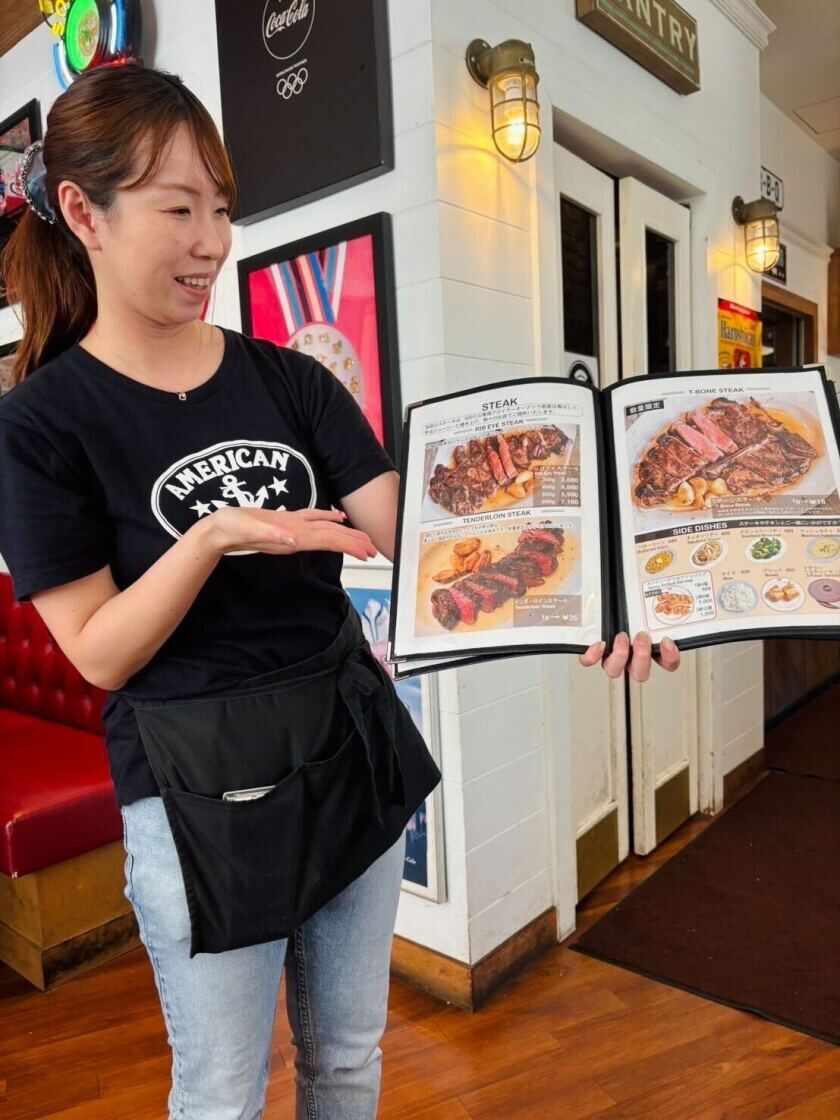 AMERICAN HOUSE グランベリーパーク店(株式会社アメリカンハウス)の制服1