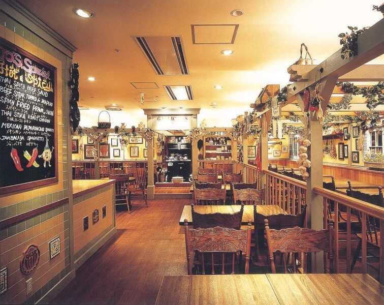 ガーリックジョーズ クイーンズスクエア店の仕事画像3