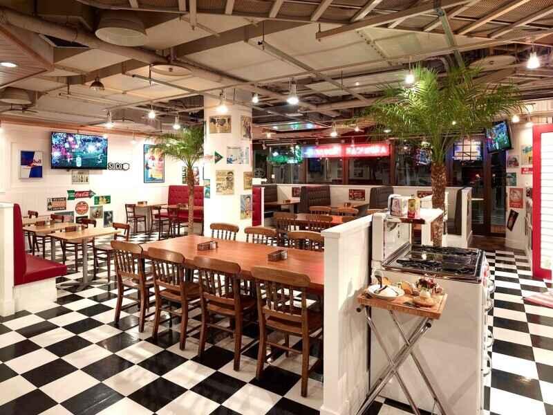 AMERICANHOUSE クイーンズスクエア店の仕事画像3