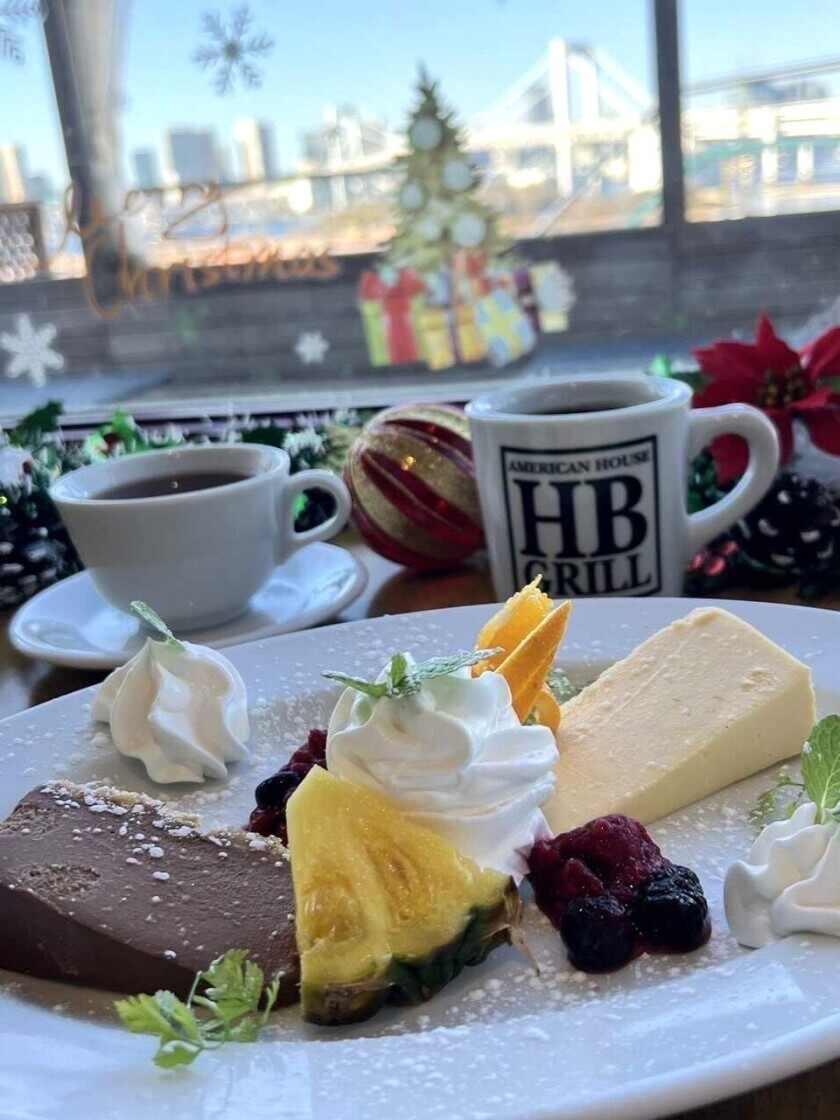 H・B GRILL アクアシティお台場店の制服5